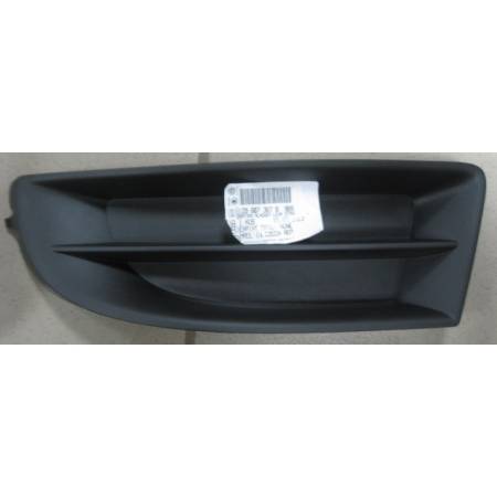 Заглушка бампера переднего правая SKODA OCTAVIA A5 2009-2013 | OEM / Оригинал
