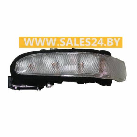Повторитель поворота зеркала левое MERCEDES C W203 2000-2004 | AVG / Чехия - Тайвань - Китай