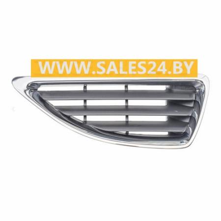 Решетка радиатора правая в капот RENAULT LAGUNA 1998-2001 | AVG / Чехия - Тайвань - Китай