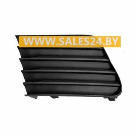 Заглушка противотуманки в передний бампер левая TOYOTA PRIUS V 2011-2014 | AVG / Чехия - Тайвань - Китай